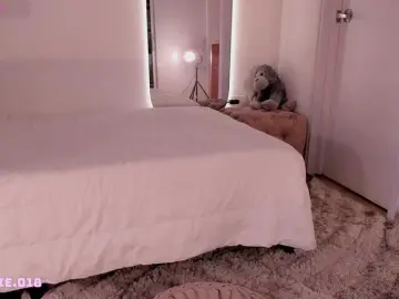 Bongacams Private Sex Chat of Lexie-red