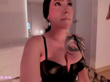 Bongacams Best Webcam of Lexie-red