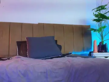Bongacams Watch Live Sex Cams of MilfSharoon