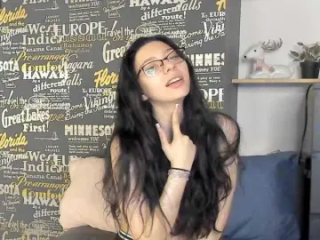 Bongacams Free Live Porn of RavenBliss