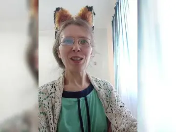 Bongacams Live Sex Cam of -queen-margo-