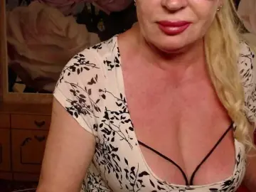 Bongacams Sex Chat of -Karolina555-