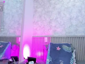 Bongacams Live Sex Cam of Reichel05