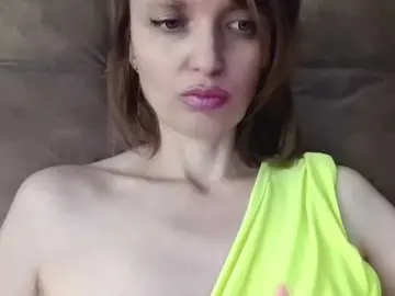 Bongacams Sex Cam of lilisexy14