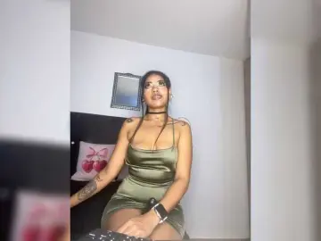 Bongacams Watch Live Sex Cams of Karolsay