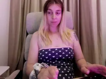 Bongacams Watch Live Sex Cams of alissonone