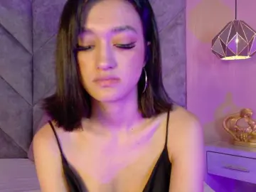 Bongacams Sex Cam of LeahSaenz