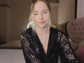 Bongacams Free Porn Cam of Bella-crazyy