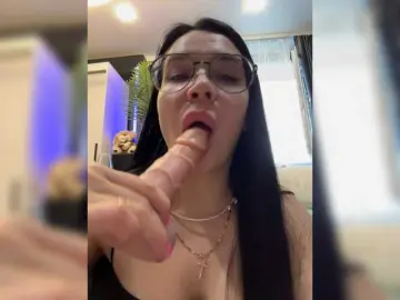 Bongacams Watch Live Sex Cams of Vero19nika