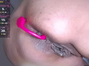 Bongacams Best live sex cam show of HotMilfSquirt