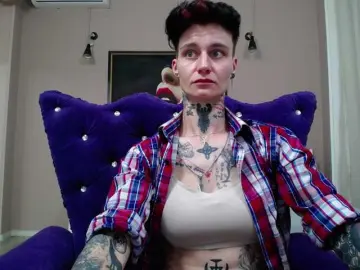 Bongacams Watch Live Sex Cams of KennysXX