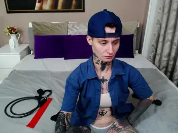 Bongacams Free Porn Cam of KennysXX