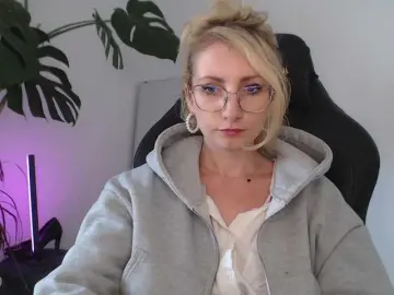 Bongacams Live Sex of CinderellaMoon