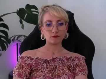 Bongacams Adult Video Chat of CinderellaMoon