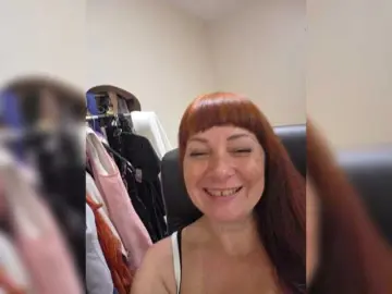 Bongacams Live Sex of Flirt-Red