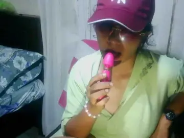 Bongacams Nude Webcam of arabianZ
