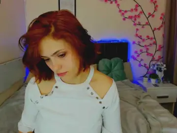 Bongacams Live Sex of DellaRowwe