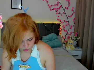 Bongacams Adult Webcams of DellaRowwe