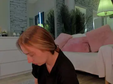 Bongacams Watch Live Sex Cams of Reina-Cummings