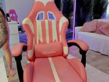 Bongacams Adult Webcam of Reina-Cummings