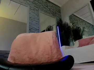 Bongacams Live Sex of Reina-Cummings
