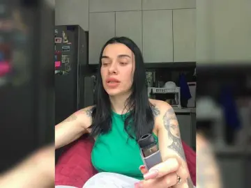 Bongacams Sex Chat of MaidenCrystal