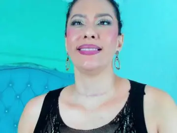 Bongacams Private Sex Chat of PriscilaSmiith25