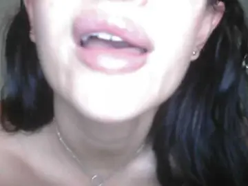 Bongacams Free Porn Cam of Vanis92