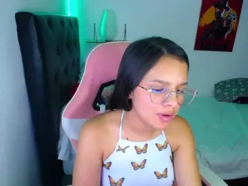 Bongacams Best Webcam of room-kitty