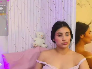 Bongacams Free Porn Cam of PEACHY-TAY