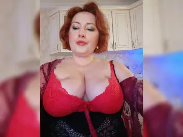 Bongacams Nude Webcam of ViktoriaMilf