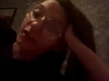 Bongacams Watch Live Sex Cams of CatrinaDinehart