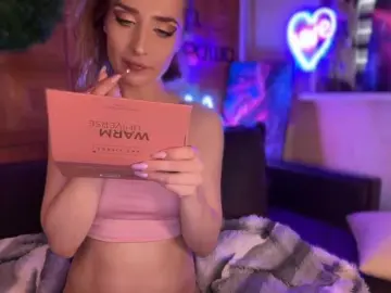Bongacams Best live sex cam show of CandyBoom