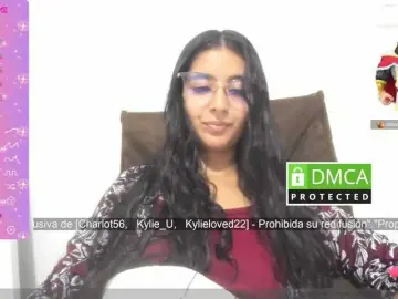 Bongacams Nude Webcam of kylieloved22