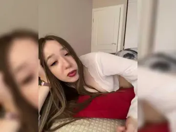 Bongacams Watch Live Sex Cams of sashhhkino