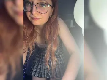 Bongacams Nude Webcam of Emma4coy