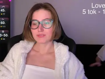 Bongacams Adult Webcams of Sexy-Sweets