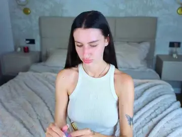 Bongacams Private Sex Chat of SnowWhiteee