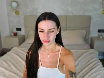 Bongacams Free Porn Cam of SnowWhiteee