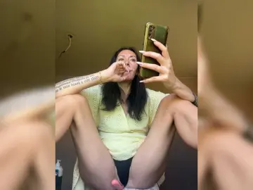 Bongacams Best live sex cam show of KarolinaMilf