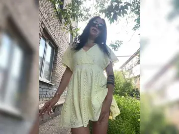 Bongacams Watch Live Sex Cams of KarolinaMilf