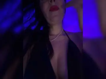 Bongacams Live Porn of ElviraMilf