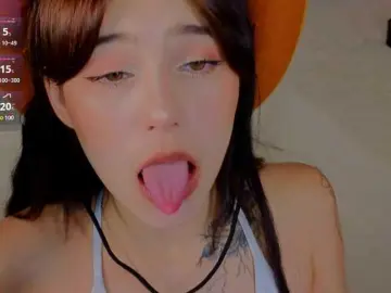 Bongacams Adult Webcam of CoralineJones