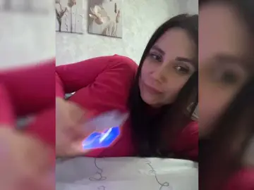 Bongacams Watch Live Sex Cams of -LeiaProseccina-