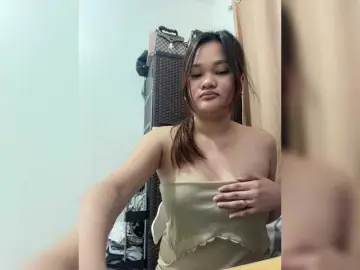 Bongacams Live Sex of PeachyBabe