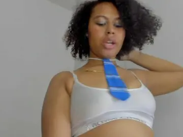 Bongacams Best live sex cam show of tatianasquirthot