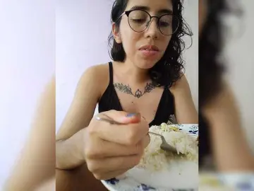 Bongacams Watch Live Sex Cams of skinny333