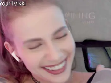 Bongacams Free Porn Cam of -VikkiL0vesCheese-
