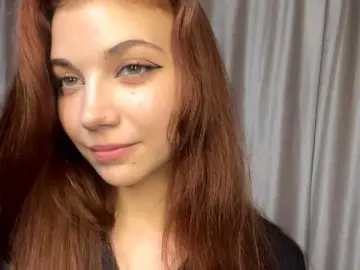 Bongacams Sex Cam of MyrleLinnan