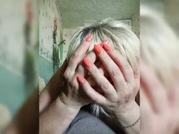 Bongacams Adult Video Chat of HelenaGloss